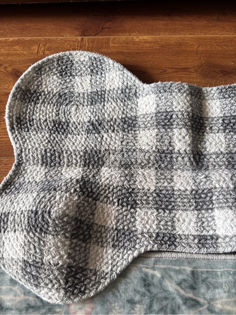 Gray Plaid Bone-Shaped dog food Mat - Picture 3 of 5